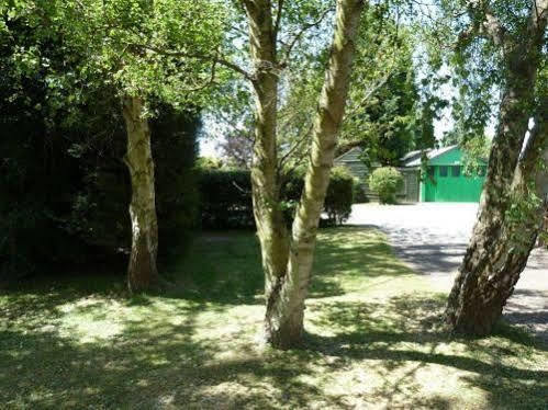 Copthorne Caravans 호텔 Merston 외부 사진